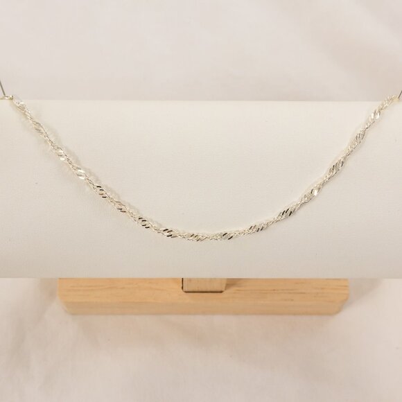 Milor Jewelry - VTG 925 Sterling Silver Bracelet 7.25in Twist Curb Chain 2.5mm Milor Italy 2.3g
